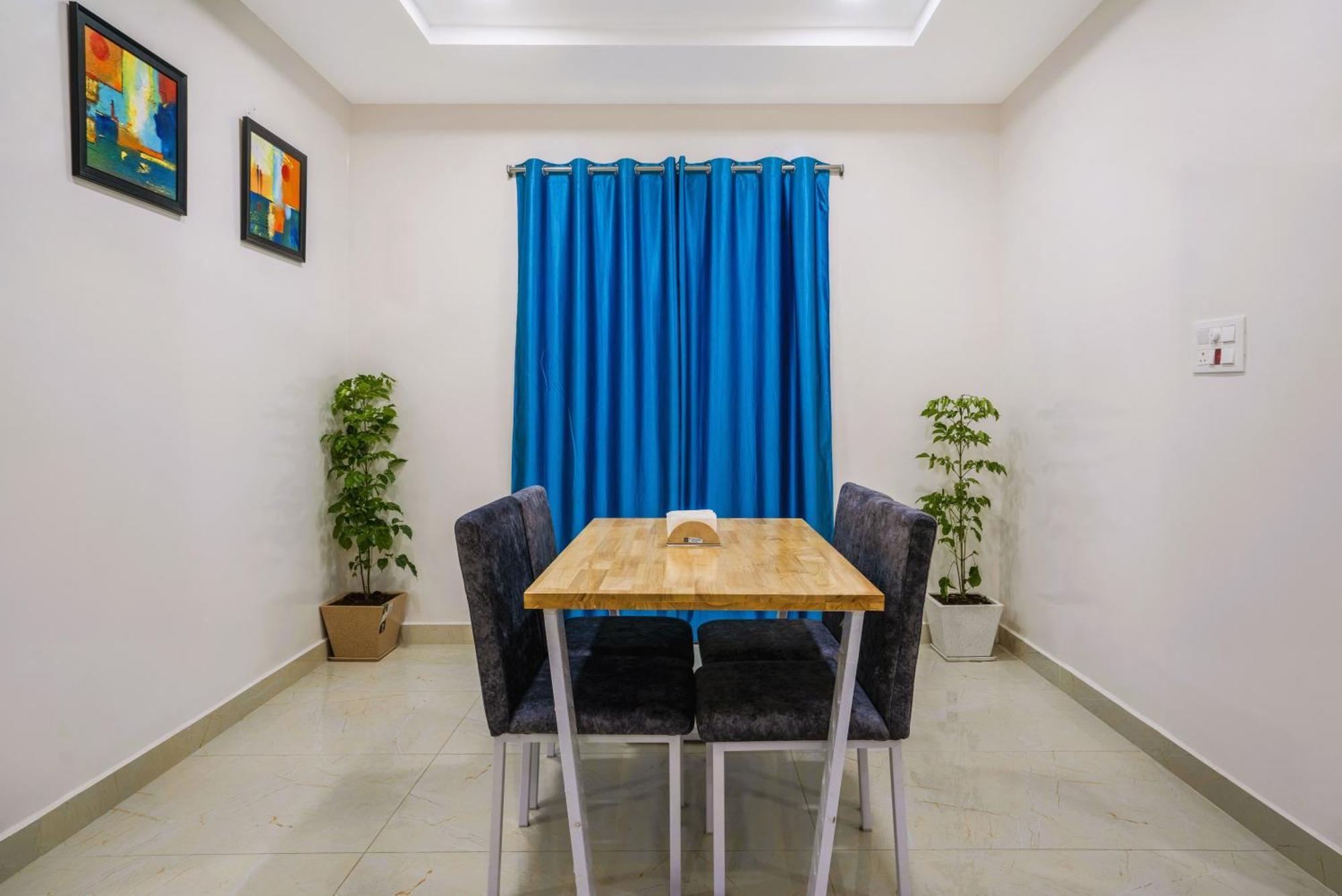 The Balcony Suites Hyderabad Eksteriør billede