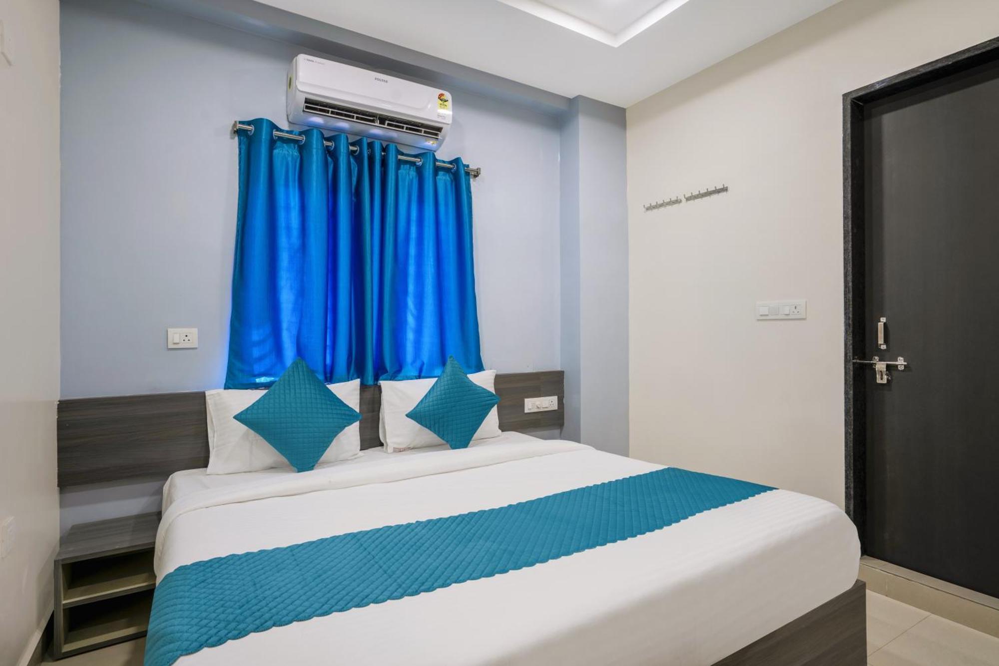 The Balcony Suites Hyderabad Eksteriør billede