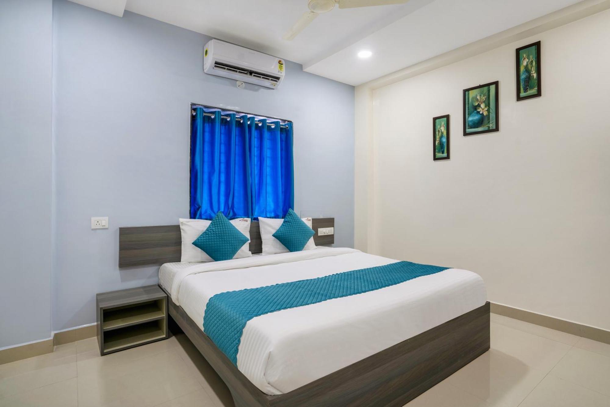 The Balcony Suites Hyderabad Eksteriør billede