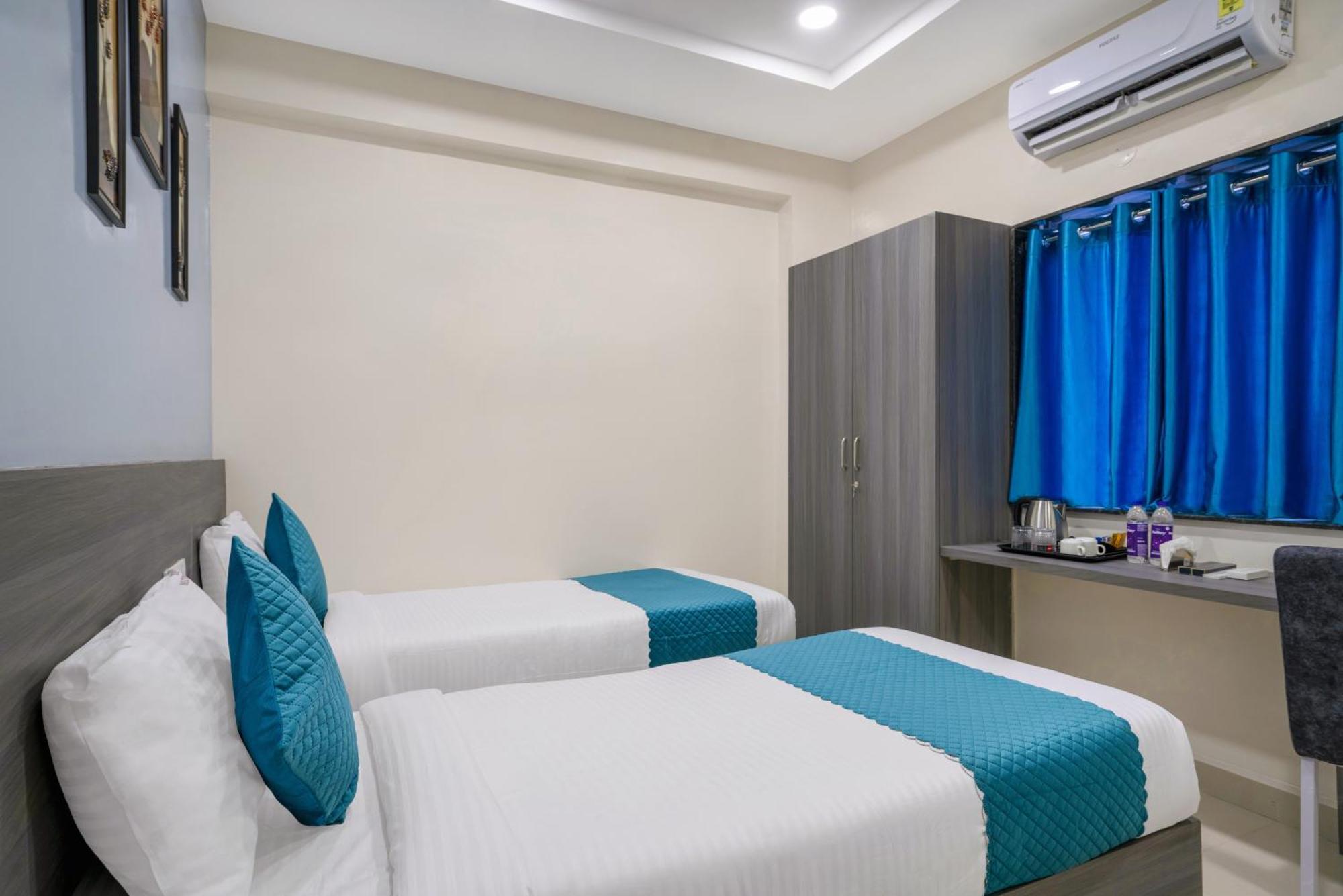The Balcony Suites Hyderabad Eksteriør billede